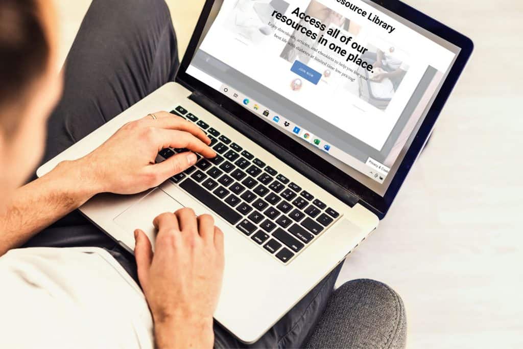 researching blogs and articles of people with type 1 diabetes